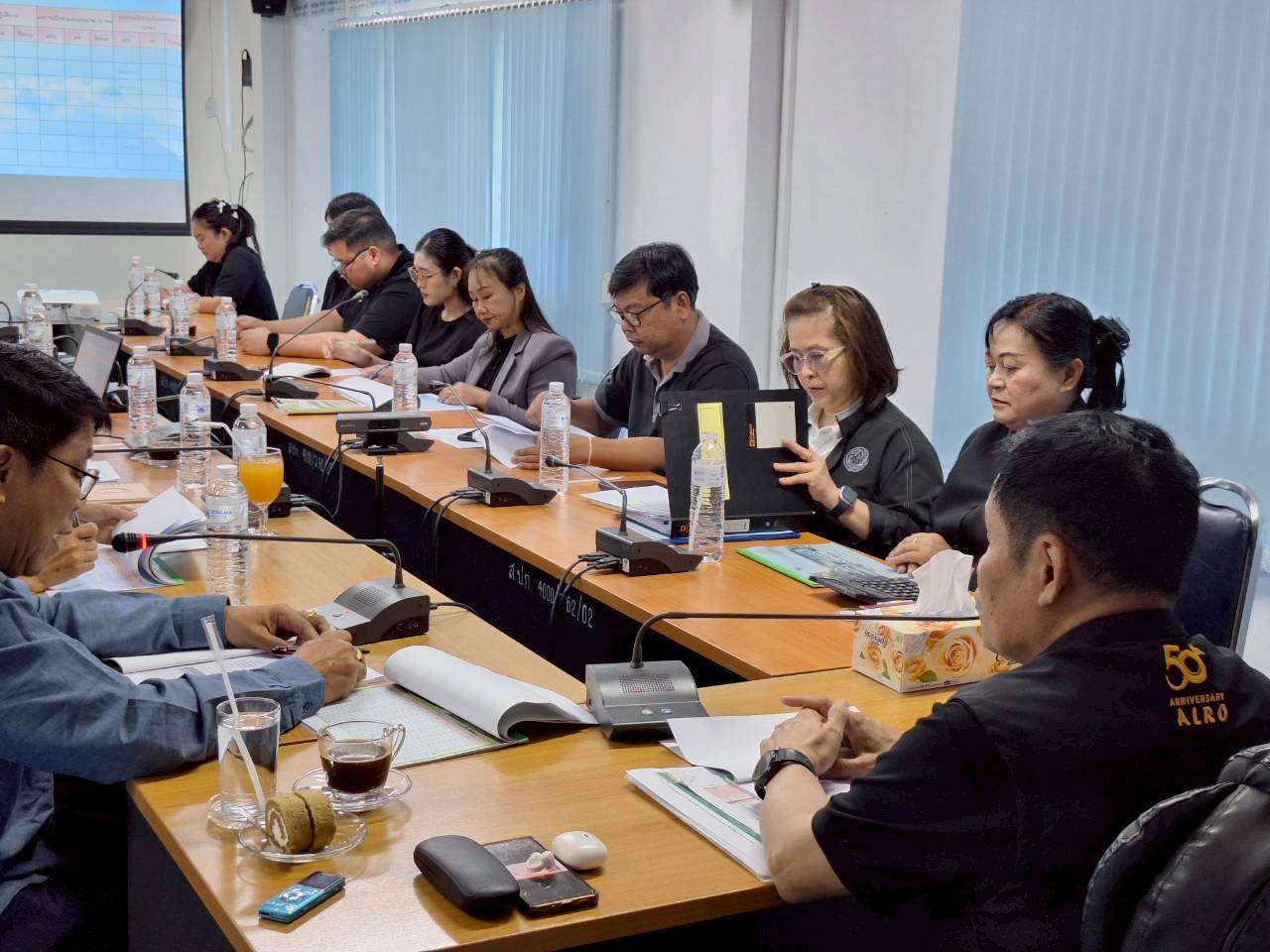 title - ผู้ตรวจราชการ ส.ป.ก. ร่วมประชุมคณะกรรมการจัดงานวันคล้ายวันสถาปนา ส.ป.ก. ครบรอบ 51 ปี ครั้งที่ 2/2569 และคณะทำงานจัดกิจกรรม 51 ปี ส.ป.ก. และประชุมตรวจราชการและติดตามความก้าวหน้าผลการดำเนินงานตามแผนการตรวจราชการของผู้ตรวจราชการสำนักงานการปฏิรูปที่ดินเพื่อเกษตรกรรม ประจำปีงบประมาณ พ.ศ. 2569 รอบที่ 1 เขตตรวจราชการที่ 12 จังหวัดร้อยเอ็ด 